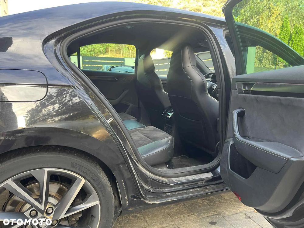 Skoda Superb 2.0 TSI 4x4 Sportline DSG - 13