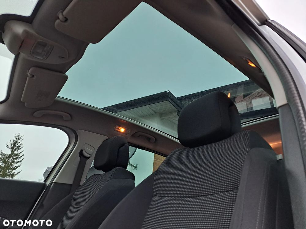 Peugeot 5008 HDI 150 Business-Line - 25