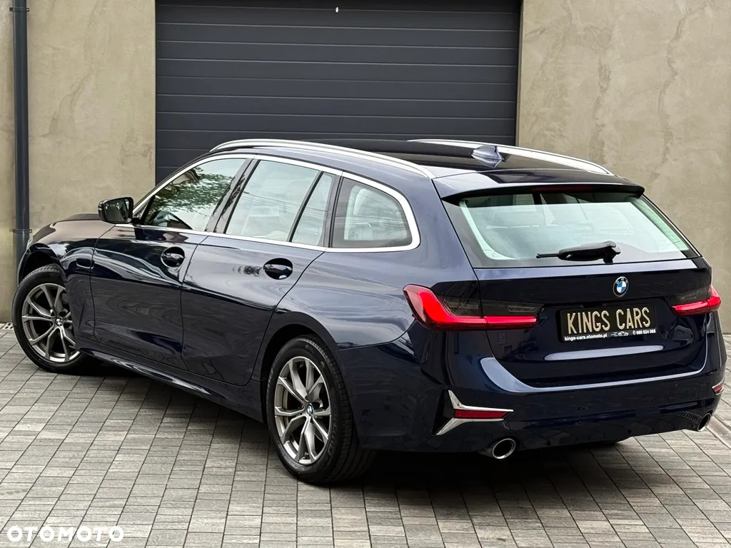 BMW Seria 3 320d Touring Luxury Line - 4