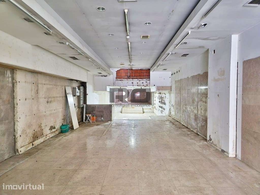 Loja com 518 m2 no Porto, Boavista - Grande imagem: 4/18