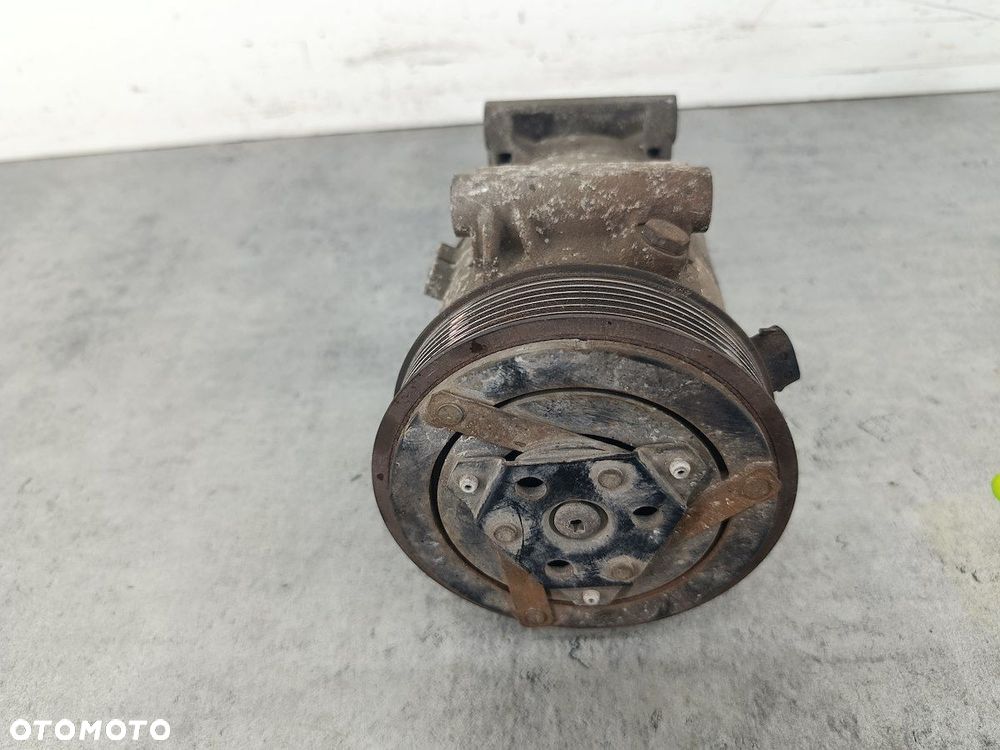 POMPA, SPRĘŻARKA KLIMATYZACJI RENAULT MEGANE II 8200457418 DELPHI 2.0 16V - 5