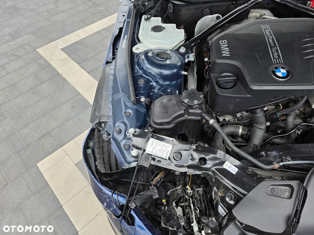 BMW Z4 sDrive28i - 17