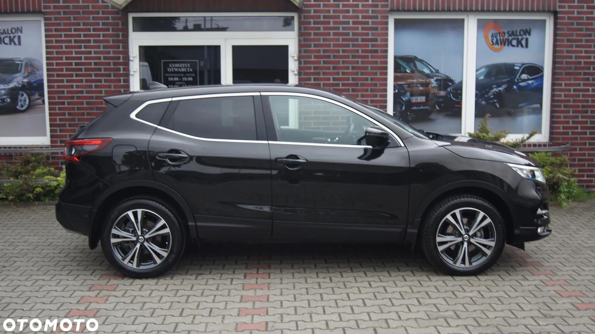 Nissan Qashqai 1.3 DIG-T N-Connecta - 4