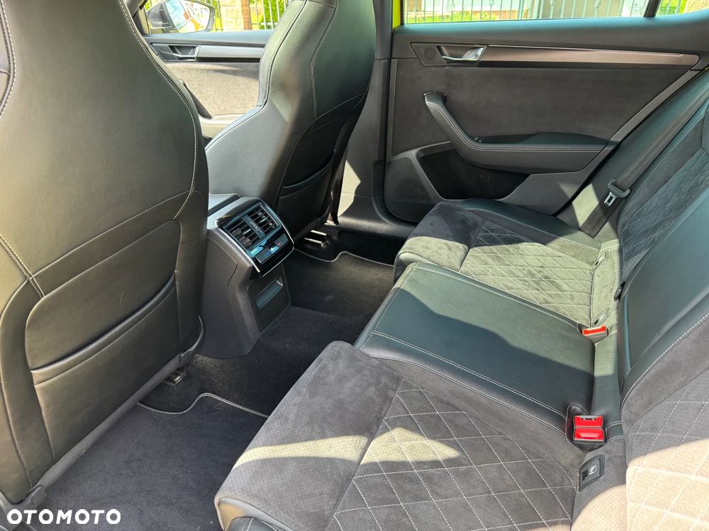 Skoda Superb 2.0 TSI 4x4 Sportline DSG - 17