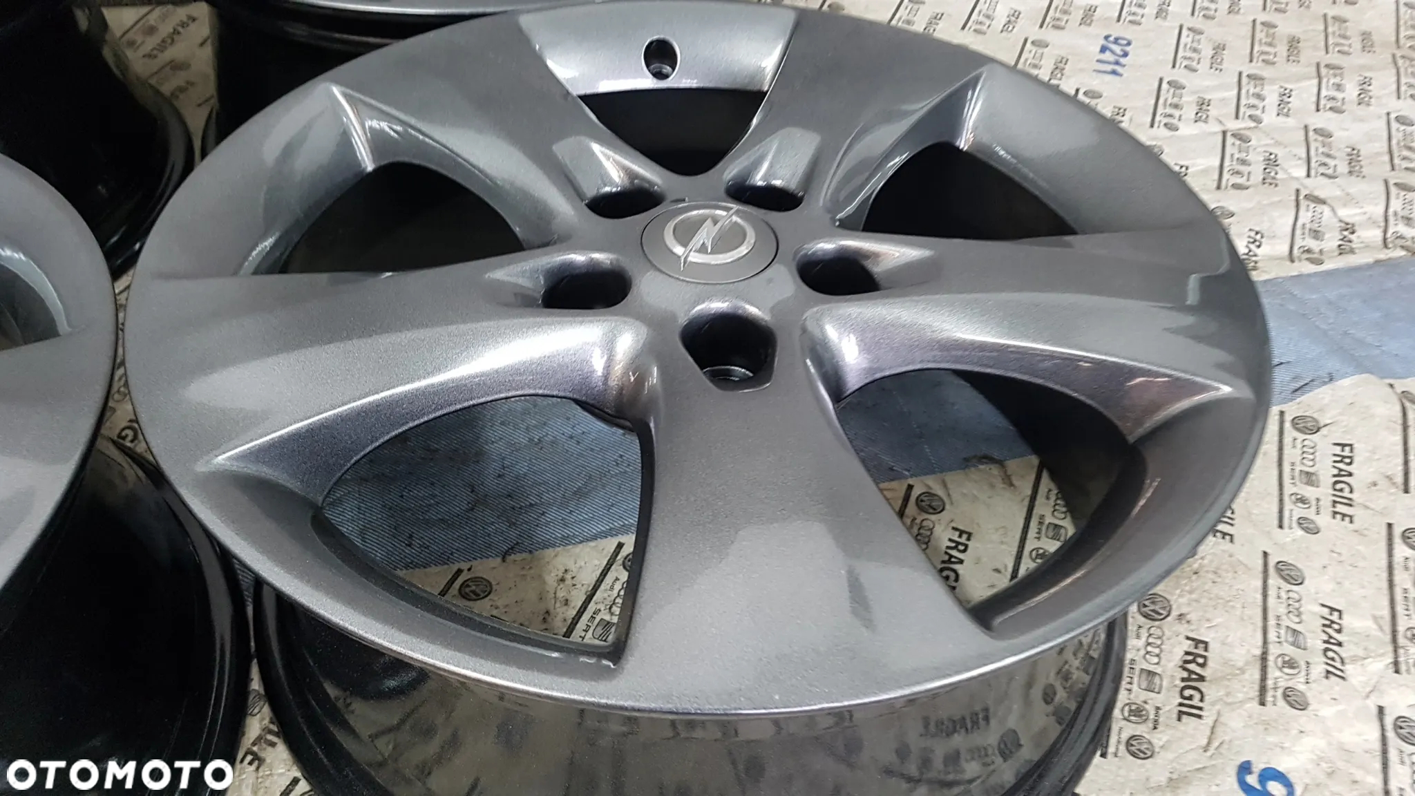 FELGI ALU ORYGINAŁ GM OPEL INSYGNIA B ASTRA J ZAFIRA C  7jx17  ET44 5x115 CZUJNIKI - 10