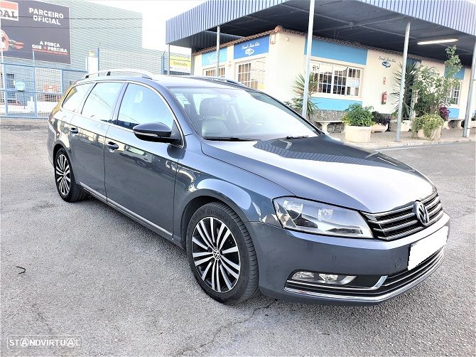 VW Passat Variant 1.6 TDI BlueMotion Highline - 2