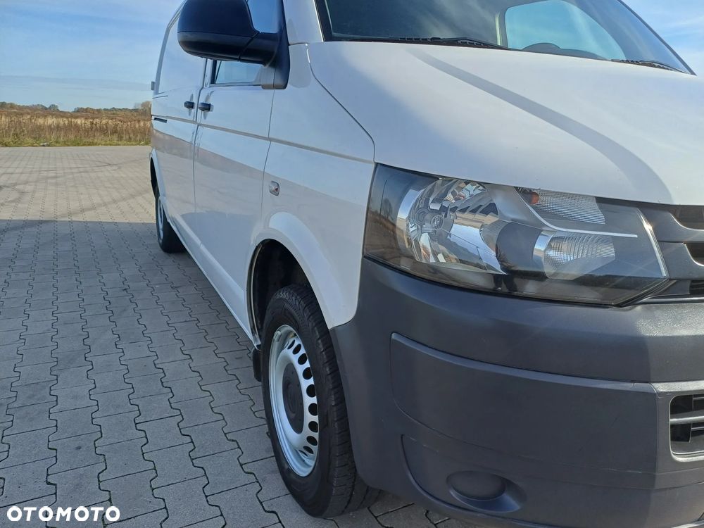 Volkswagen Transporter - 9