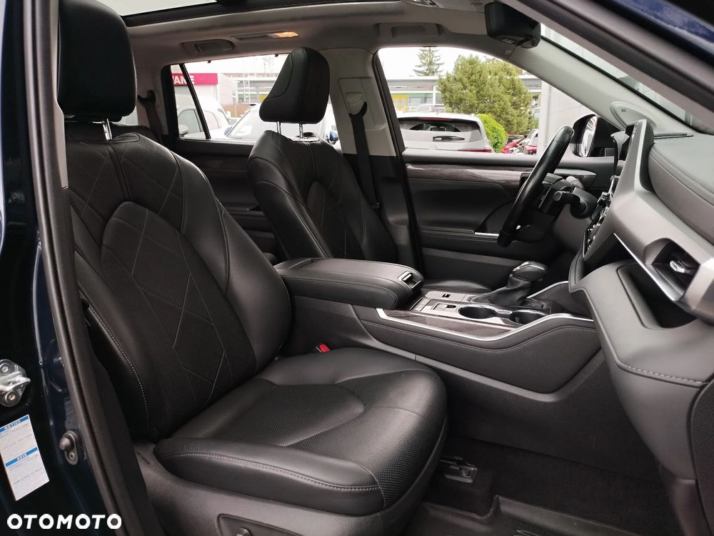 Toyota Highlander 2.5 Hybrid Executive - 26