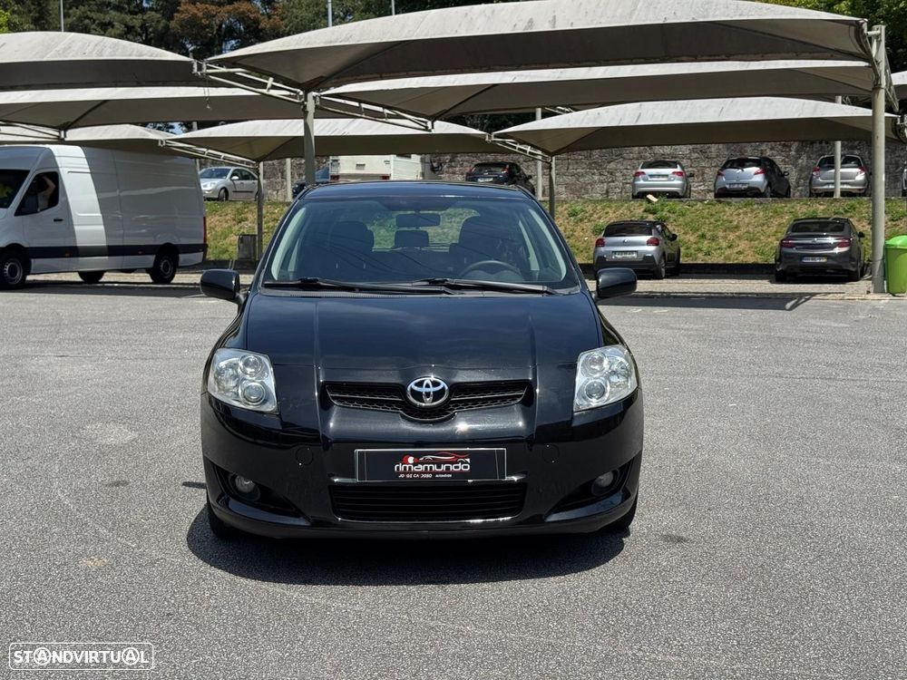Toyota Auris 1.4 D-4D - 3