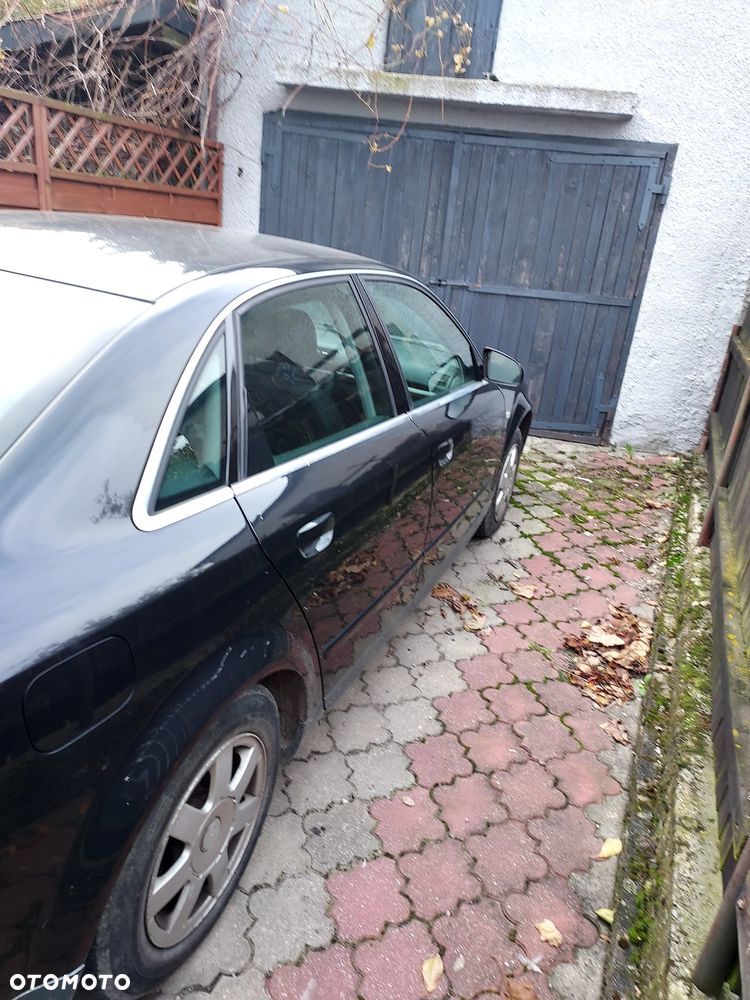 Audi A4 Limousine