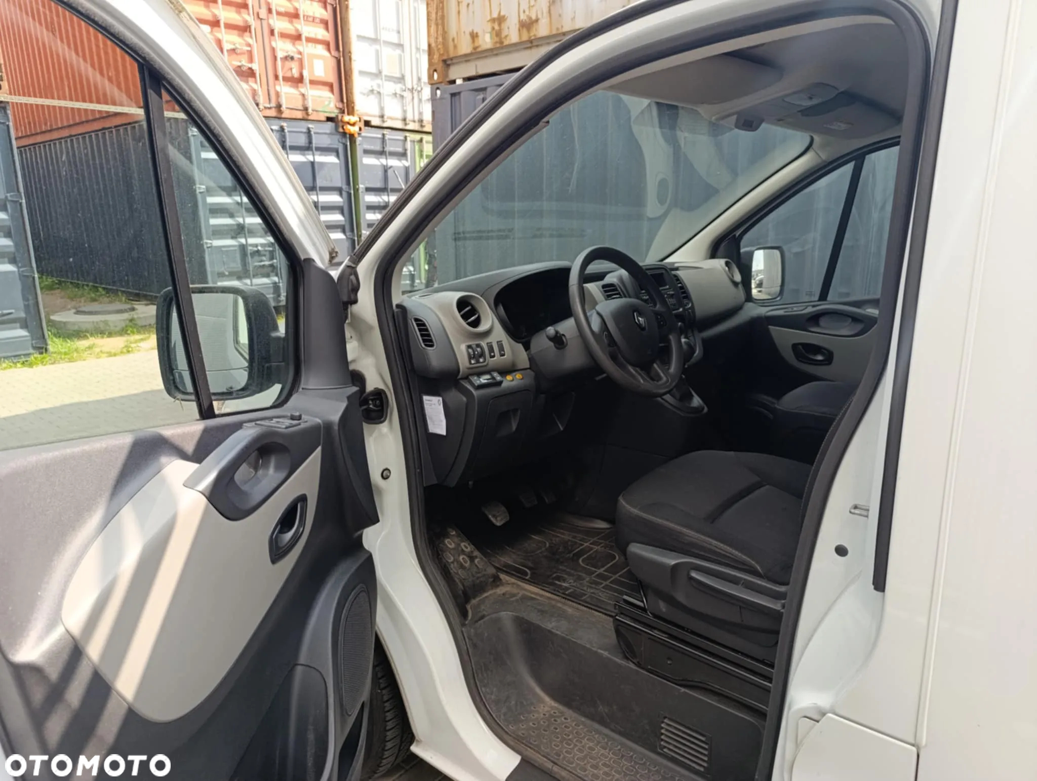 Renault Trafic - 7