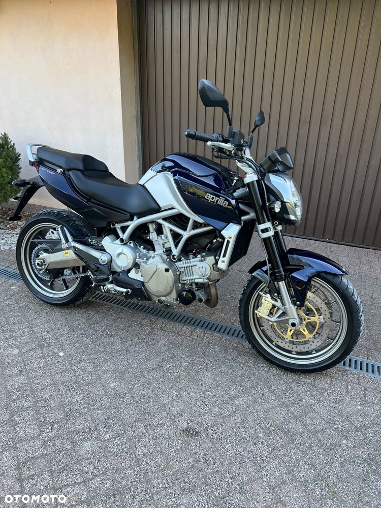 Aprilia Mana - 2