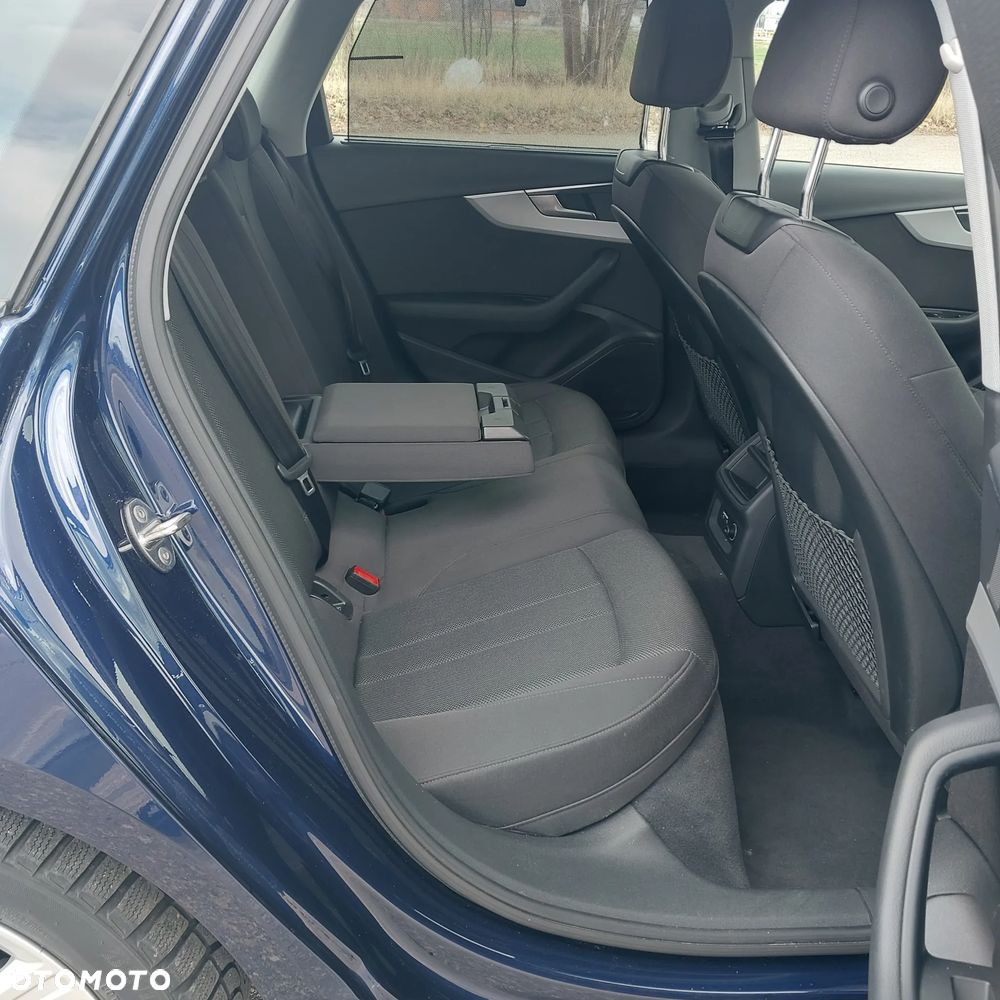 Audi A4 Avant 35 TDI S tronic - 15