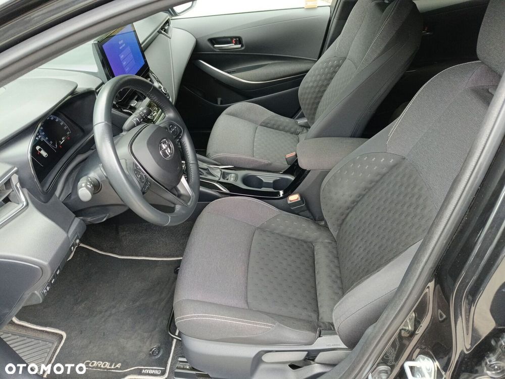 Toyota Corolla - 11