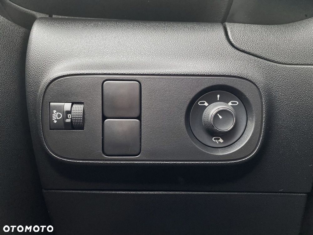 Citroën C3 1.2 PureTech Shine - 27