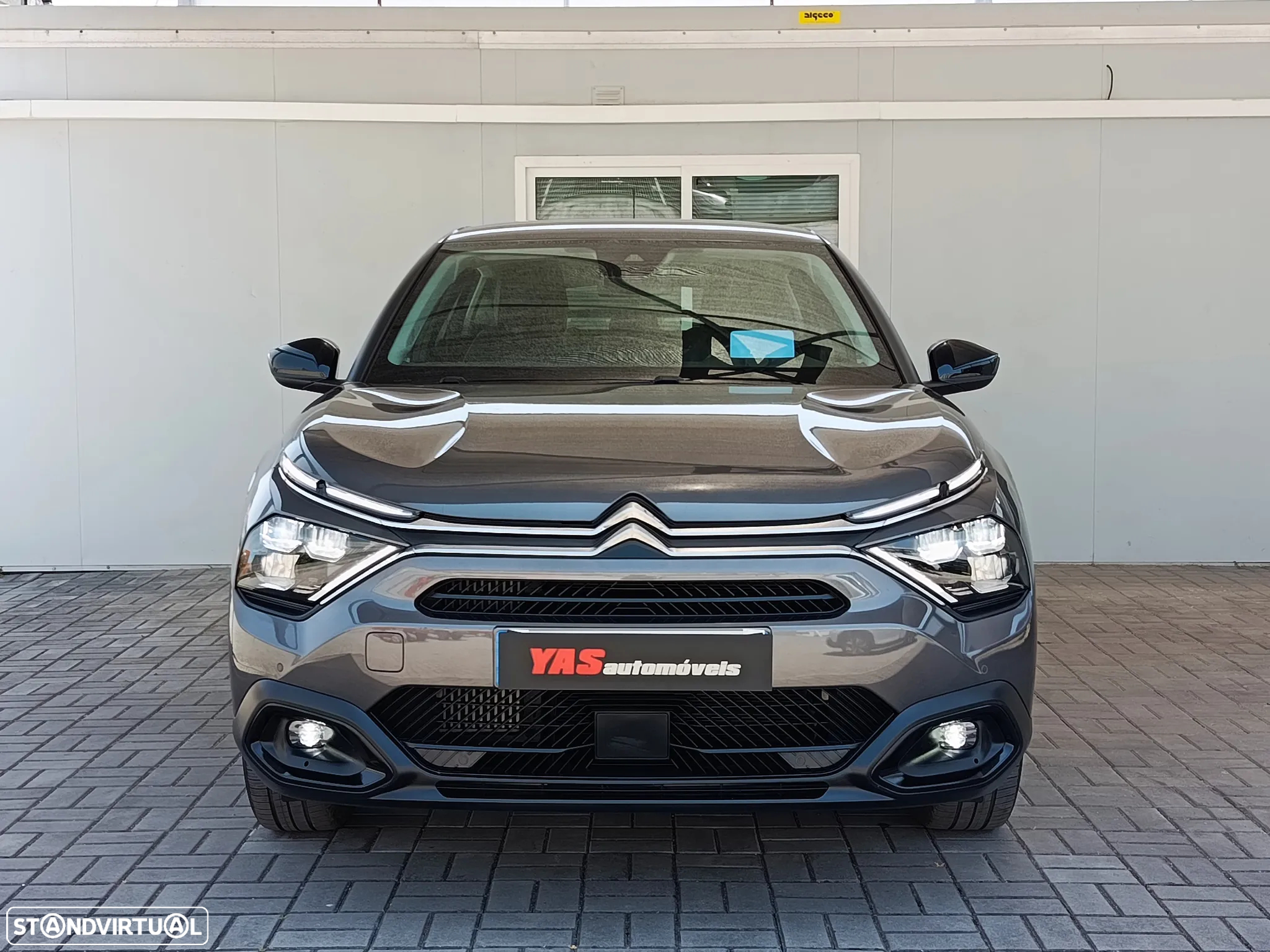 Citroën C4 1.2 PureTech Feel Pack EAT8 - 2