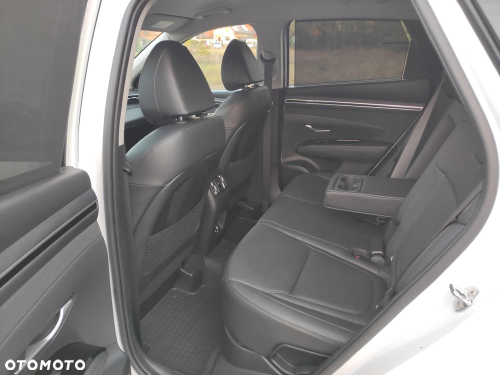 Hyundai Tucson - 24