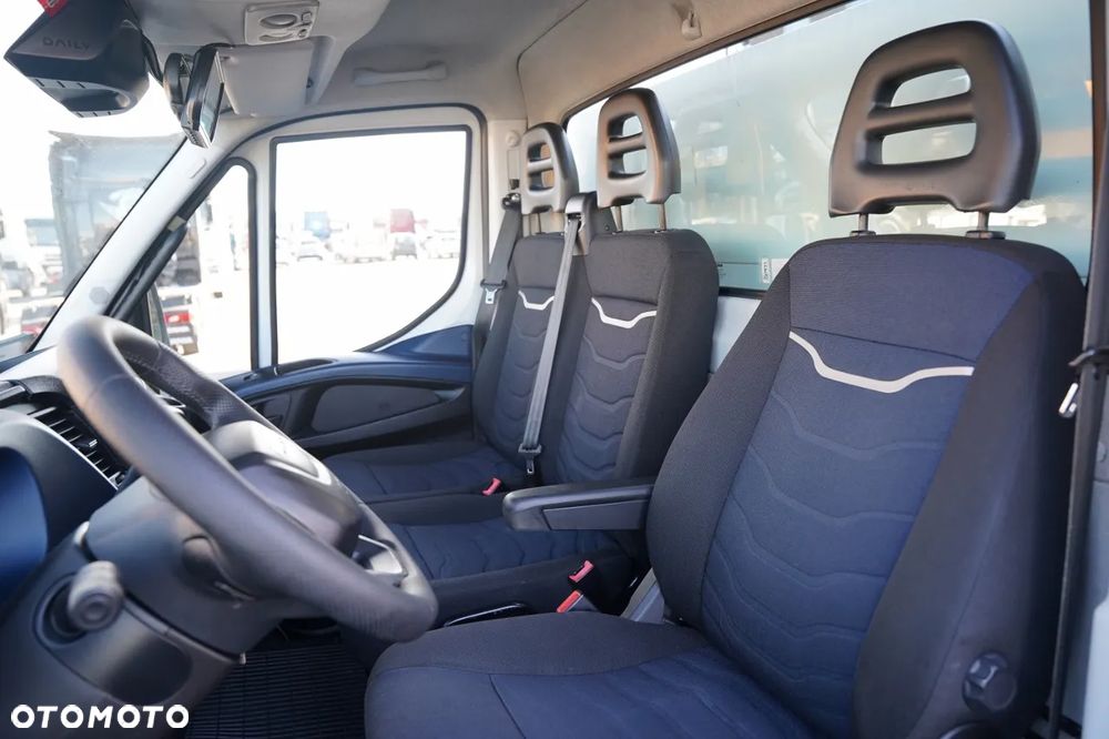 Iveco DAILY 70-180 / WYWROTKA TYLNOZSYPOWA 2,8 M / DMC: 7,0 T / BLOKADA MOSTU /  BLIŹNIAK / HI-MATIC / - 26