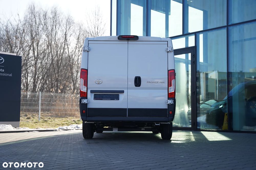 Toyota Proace Max - 11
