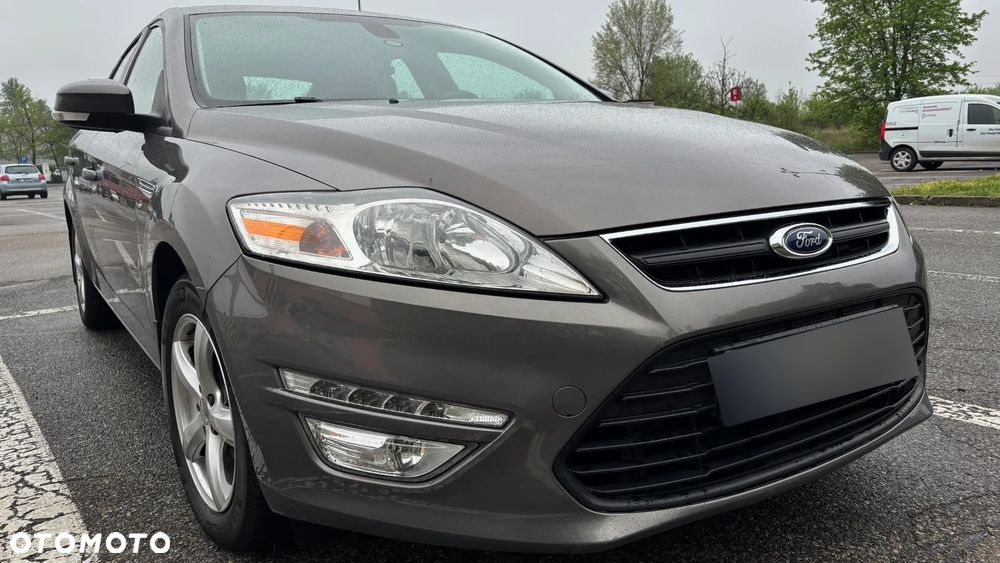 Ford Mondeo 1.6 T Gold X - 19