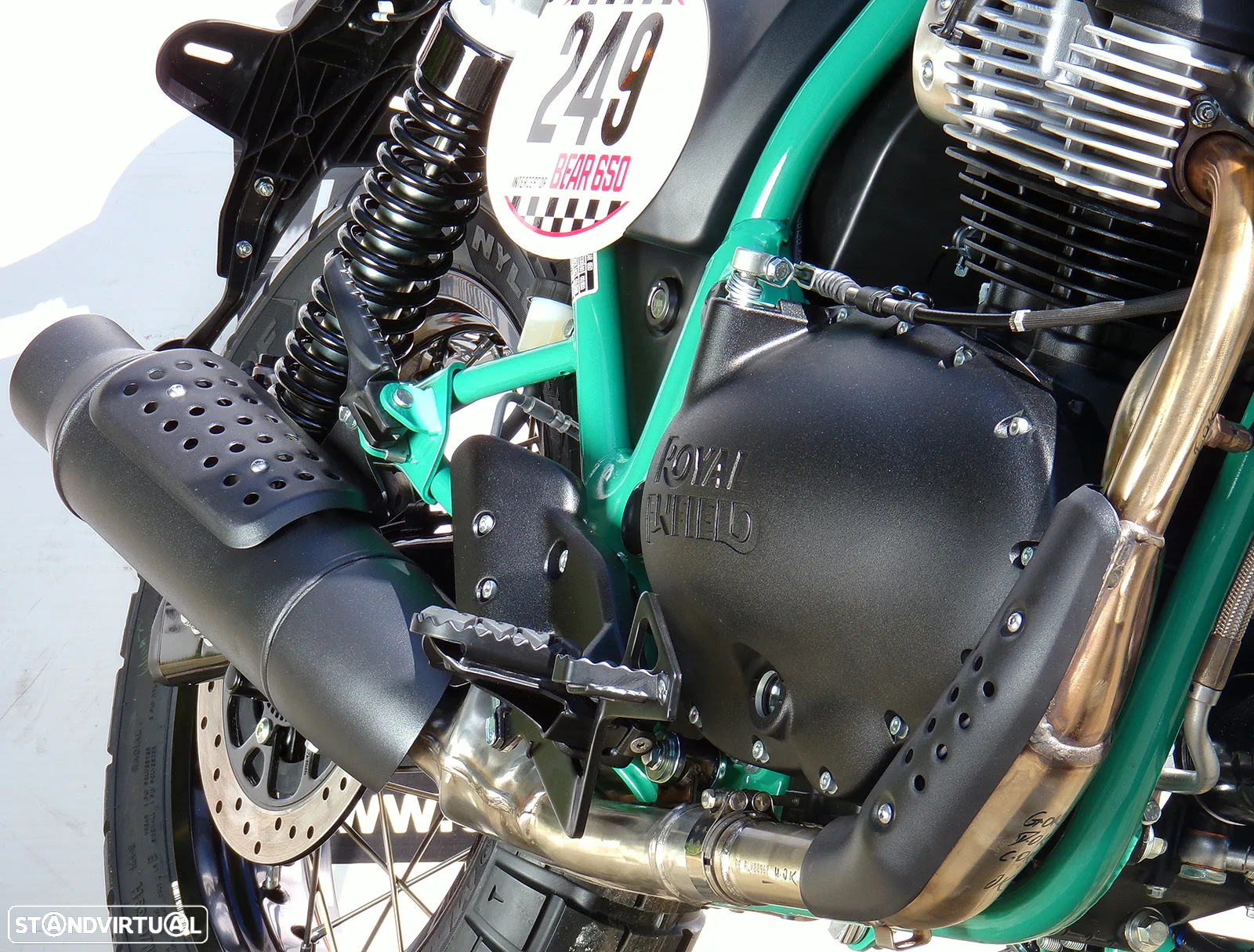 Royal Enfield Bear 650 - 17