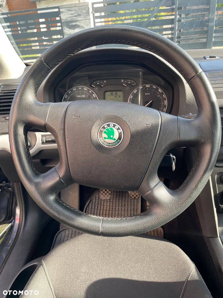 Skoda Octavia 1.8 TSI Ambiente - 3