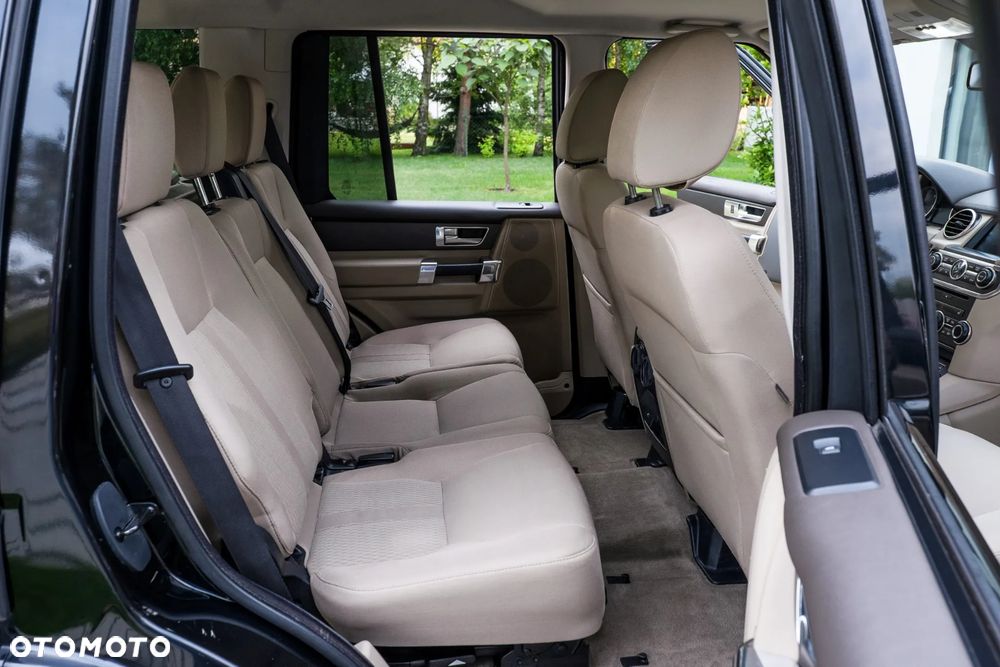 Land Rover Discovery 3.0 SD V6 SE - 12
