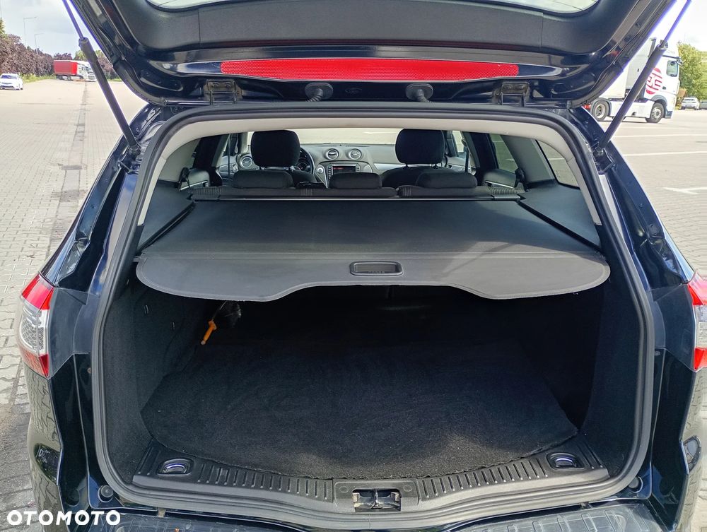 Ford Mondeo - 11