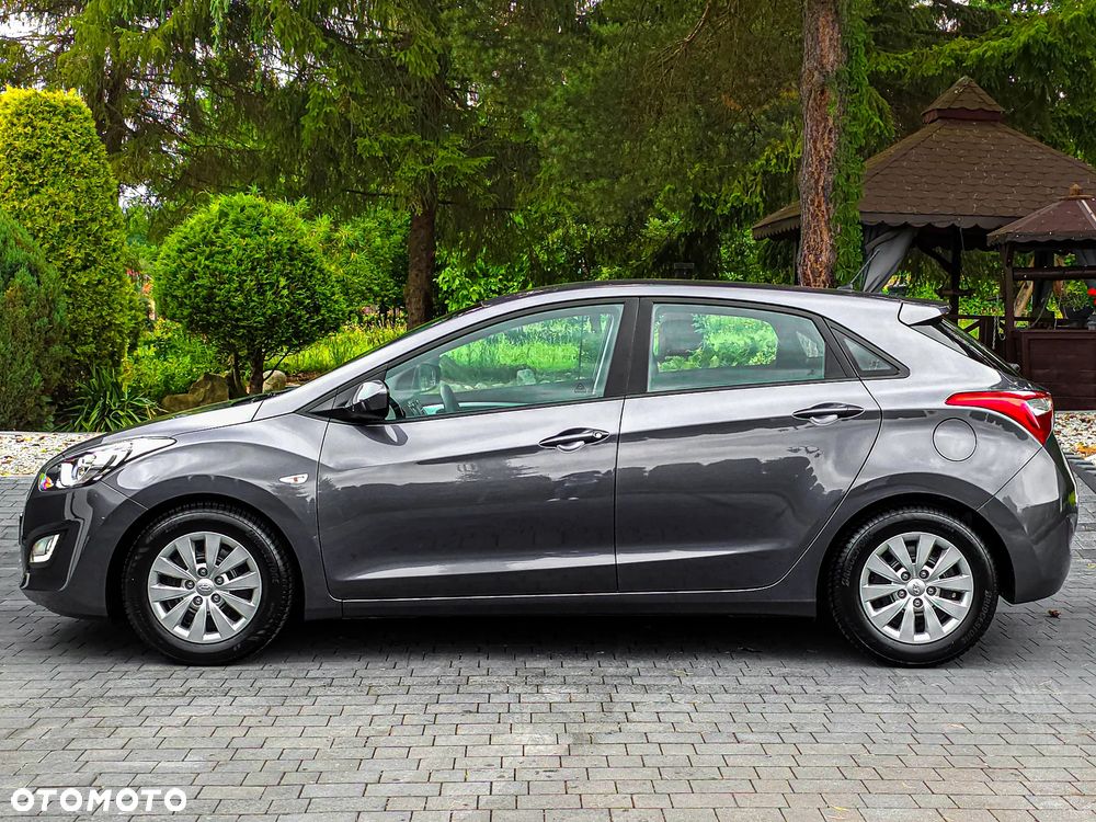 Hyundai i30 1.4 Comfort - 11