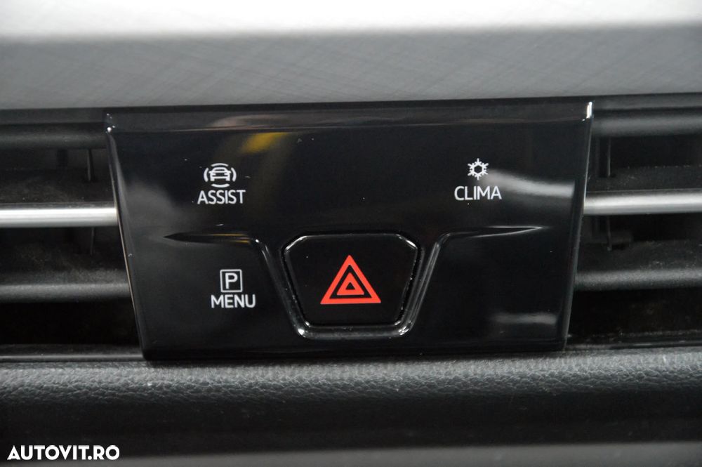 Volkswagen Golf 2.0 TDI Life - 39