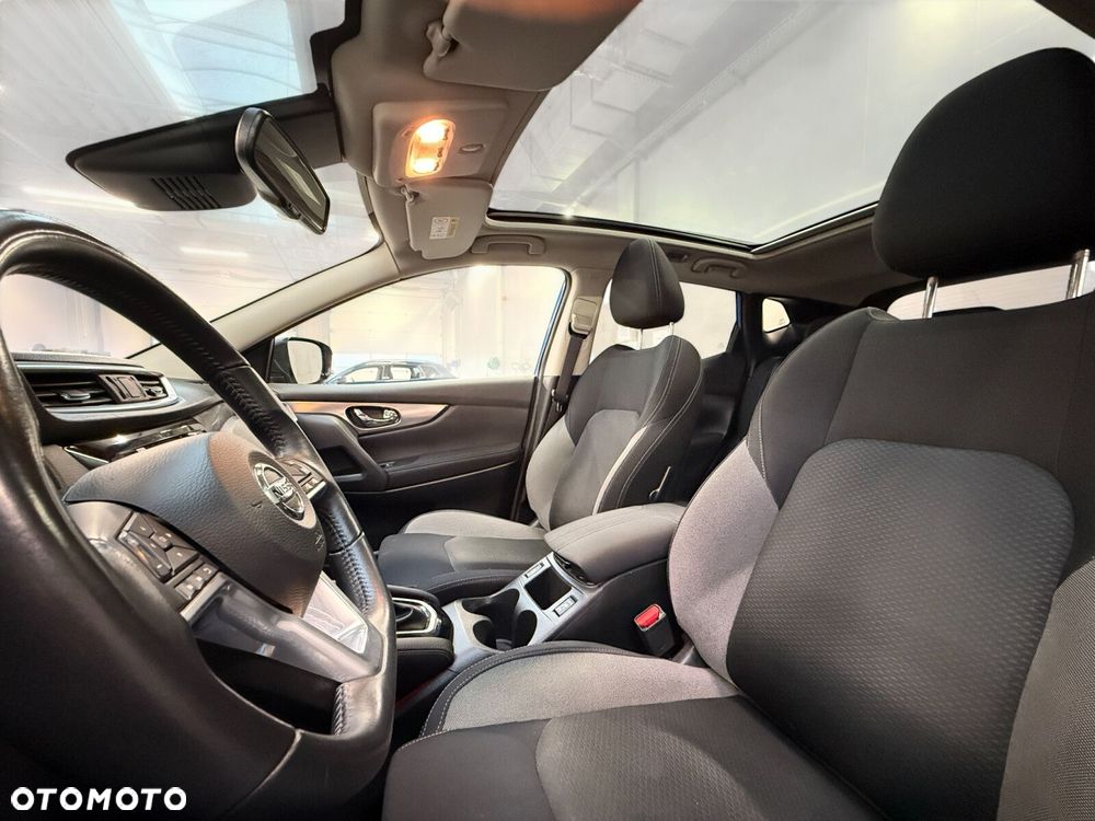 Nissan Qashqai 1.2 DIG-T Acenta Xtronic - 18