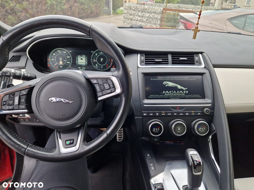 Jaguar E-Pace D180 AWD R-Dynamic SE - 9