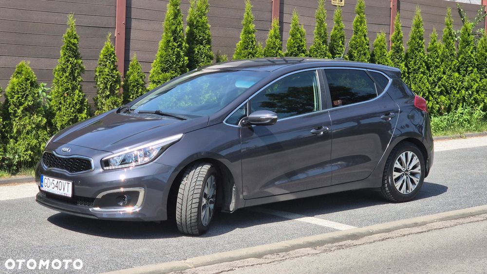 Kia Ceed 1.6 CRDi L Business Line DCT - 12