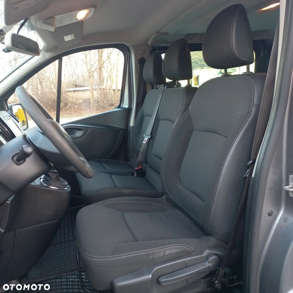 Opel Vivaro L2H1 2,9t Elegance Business - 8
