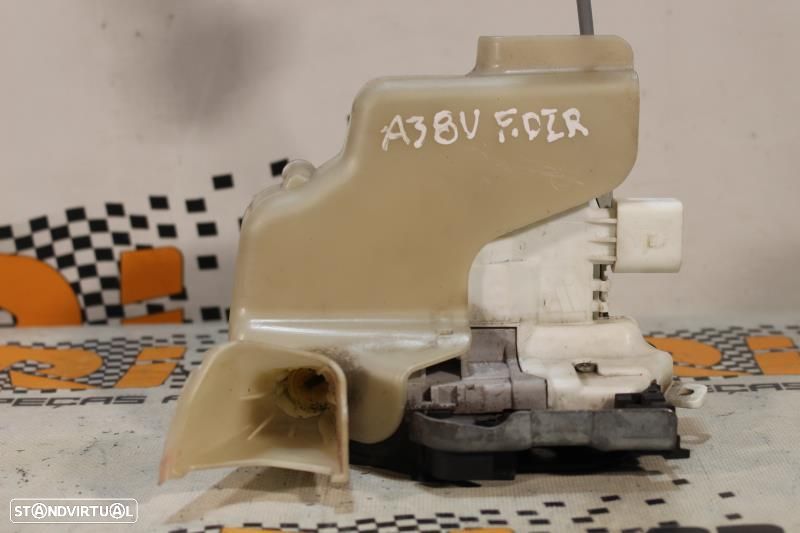 Fecho Da Porta Frente Direita Audi A3 (8V1, 8Vk)  8X2837016b / 8X2 837 - 2