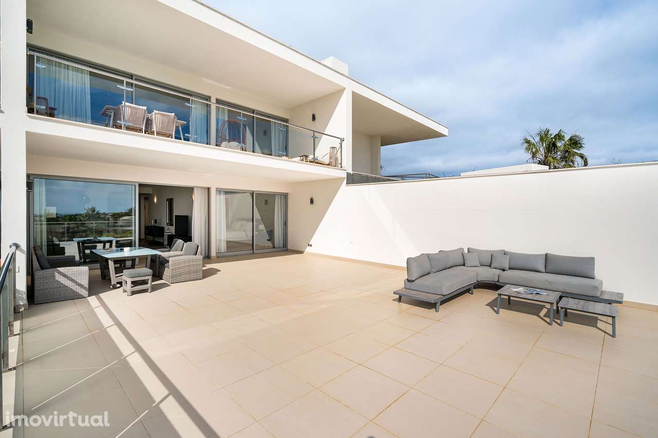 Apartamento T1 com vista mar a 600m da praia - Grande imagem: 2/28