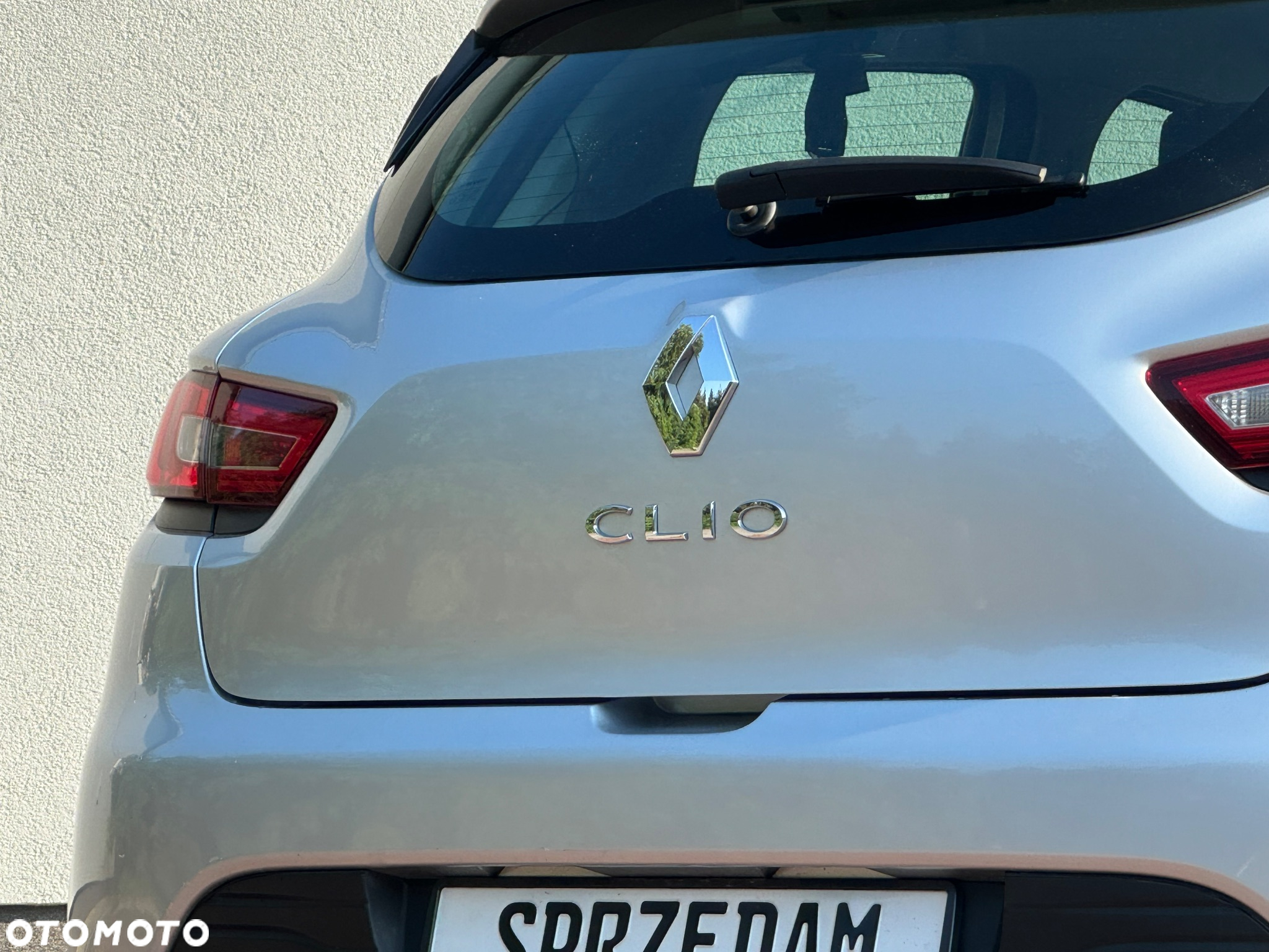 Renault Clio - 21