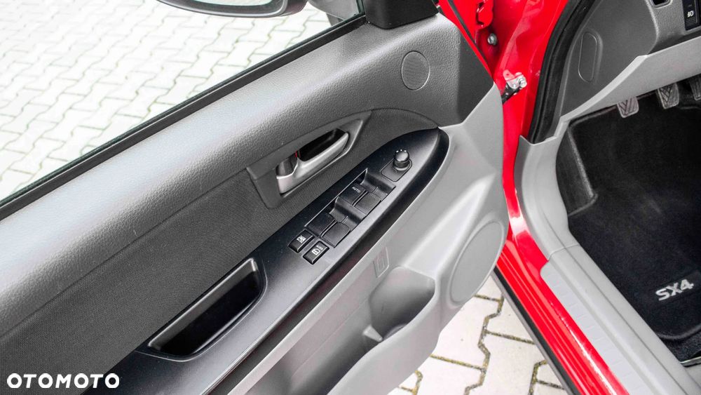 Suzuki SX4 1.6 GS / Premium 4WD - 14