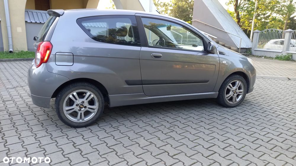 Chevrolet Aveo 1.2 16V LS Design+ - 13