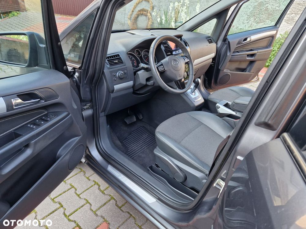 Opel Zafira 1.8 Cosmo EasyTronic EU5 - 10