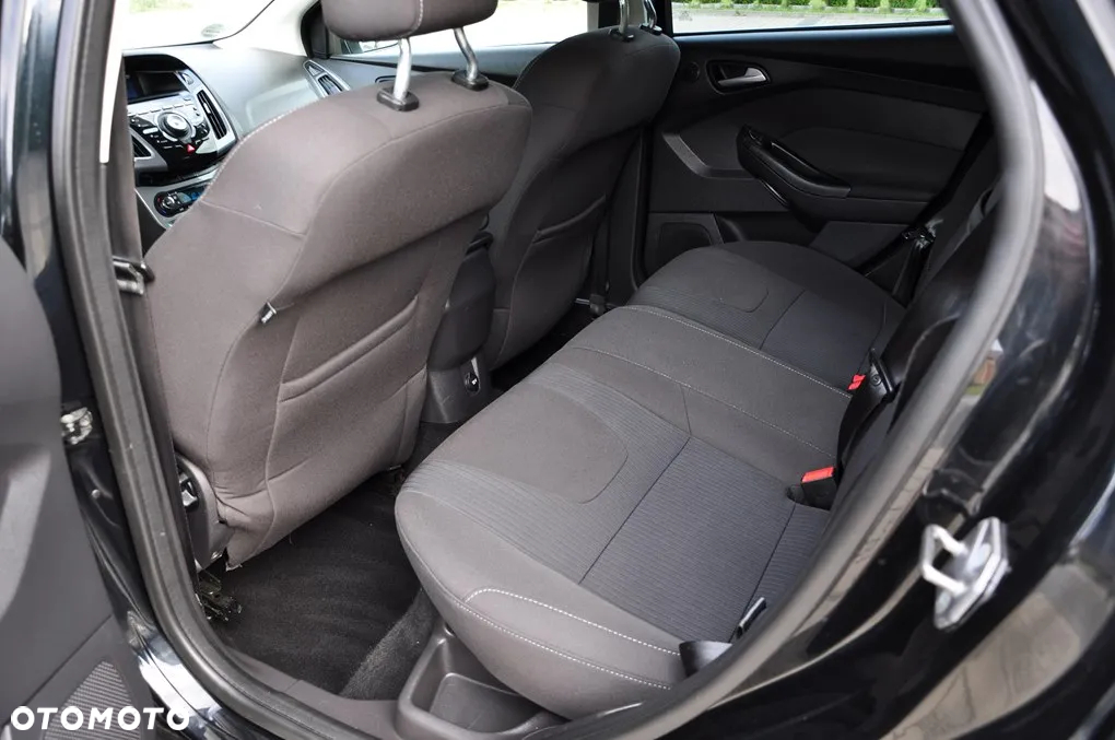 Ford Focus 1.6 EcoBoost Titanium - 25
