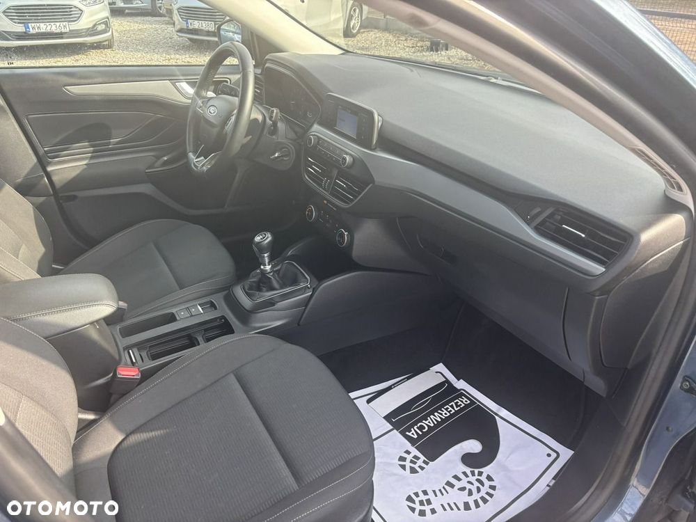 Ford Focus - 18