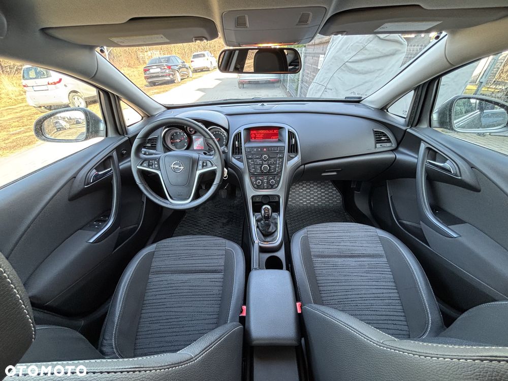 Opel Astra 1.4 T EU6 - 11