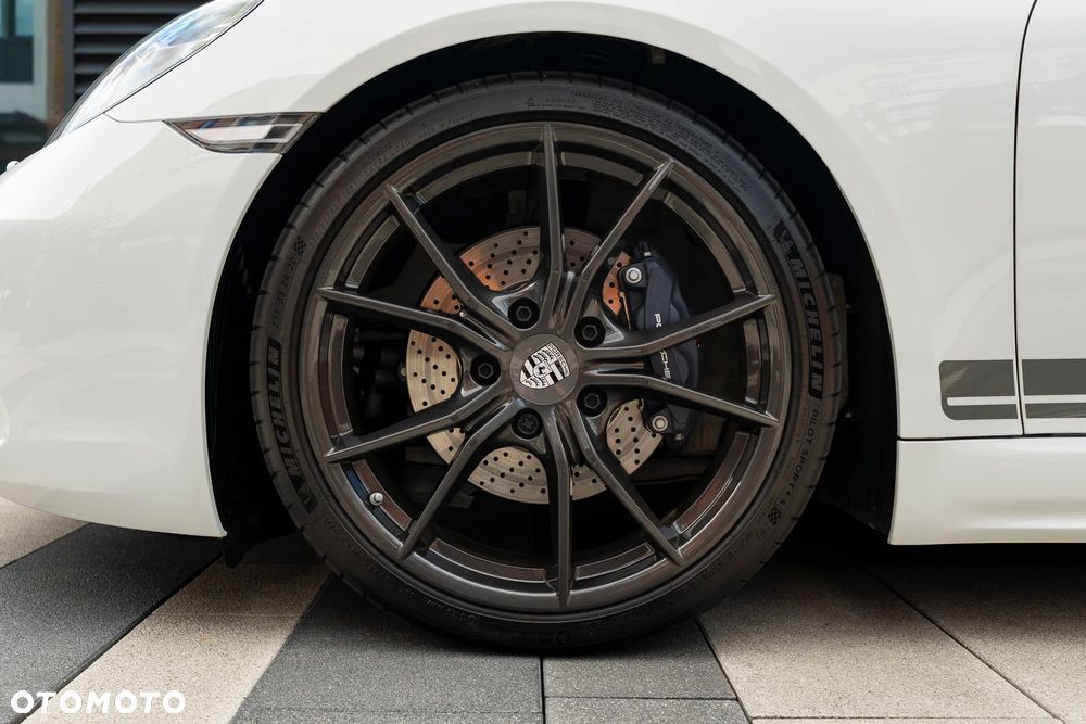 Porsche 718 Cayman GPF T PDK - 32