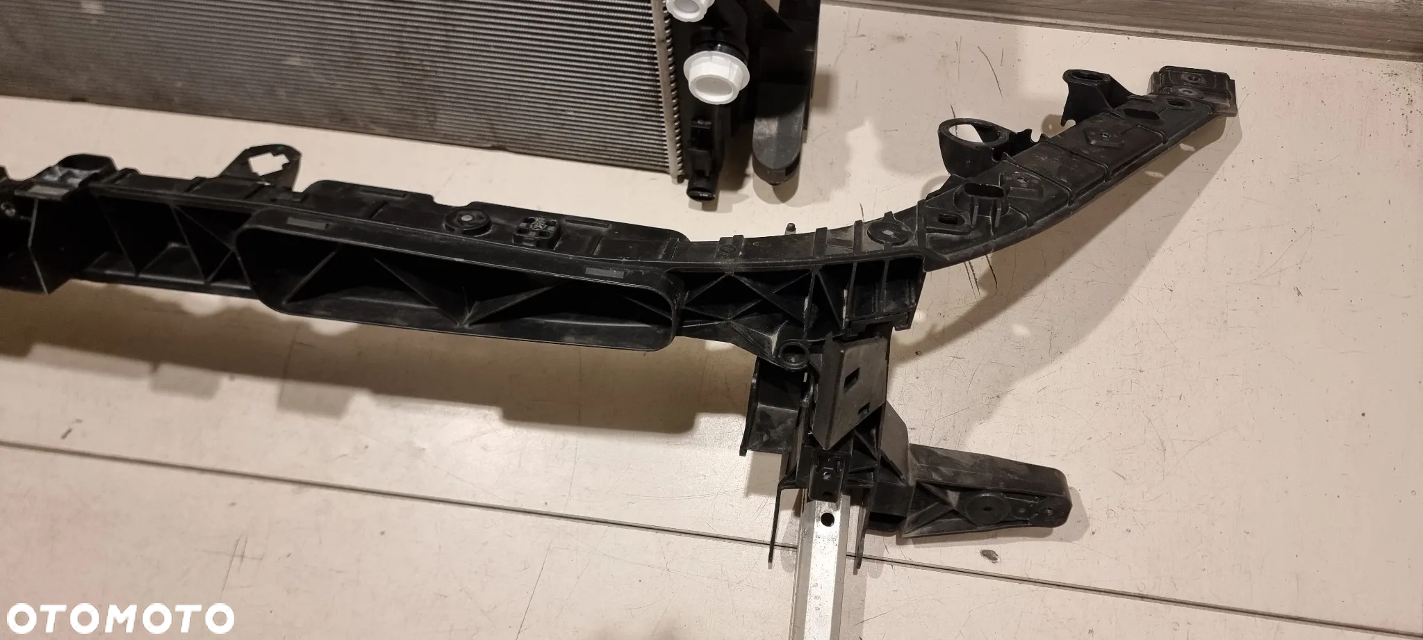 Pas przód wzmocnienie chłodnice MERCEDES W247 B-KLASA GLA 180 200 - 6