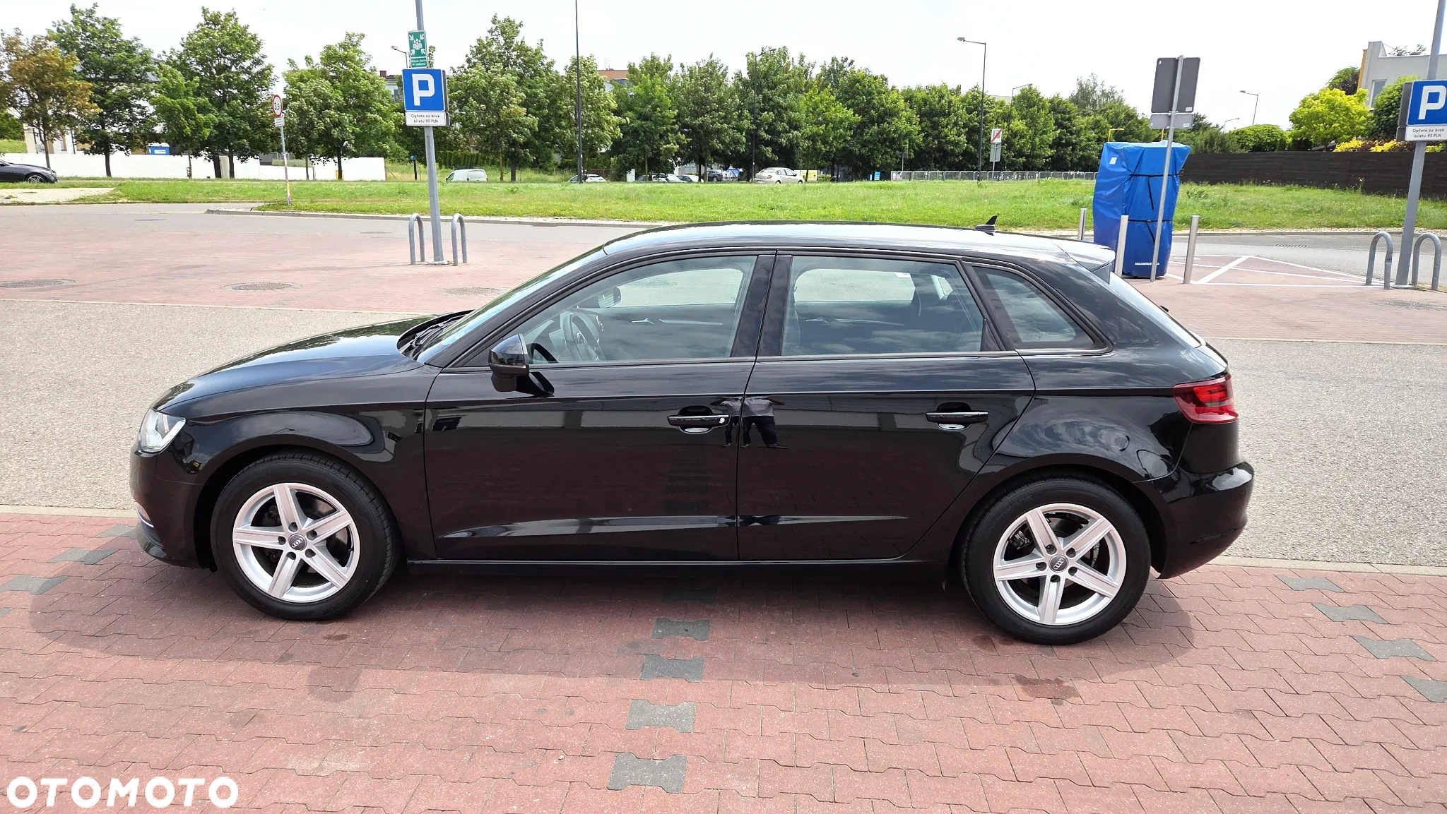 Audi A3 1.6 TDI Sportback(clean diesel) Ambition - 9