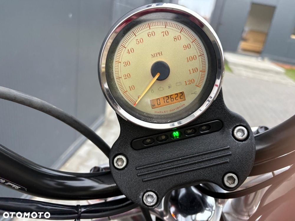 Harley-Davidson Dyna Super Glide - 12