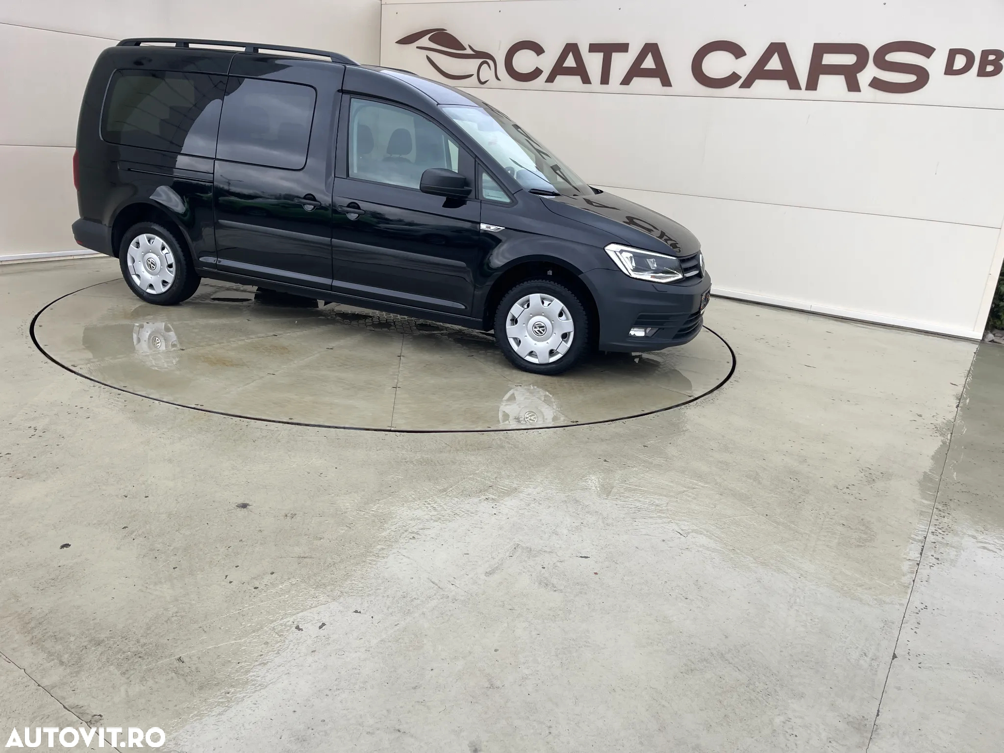 Volkswagen Caddy - 19