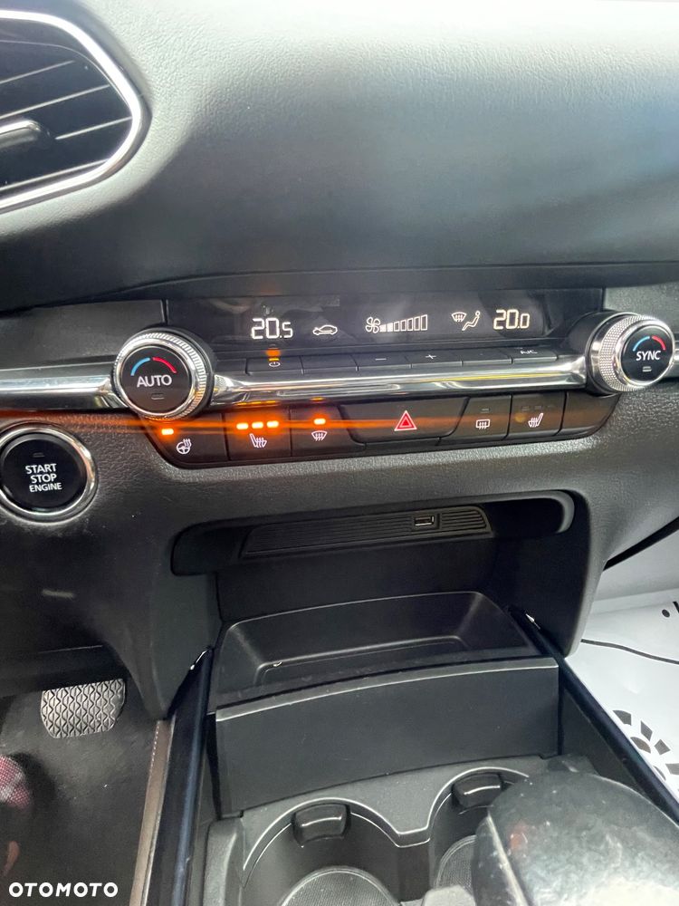 Mazda CX-30 SKYACTIV-X 2.0 M-Hybrid SELECTION - 28