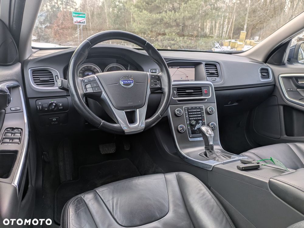 Volvo V60 D4 AWD Summum - 12
